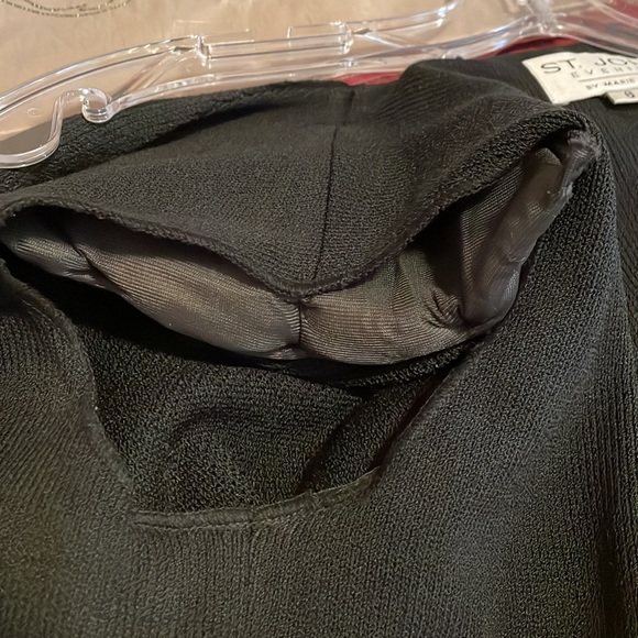 St. John Black Knit Jacket/ Sweater. Size 6. - Picture 8 of 10